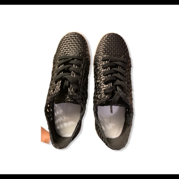 Marc Fisher Surly 2 Sneaker - Picture 4 of 6